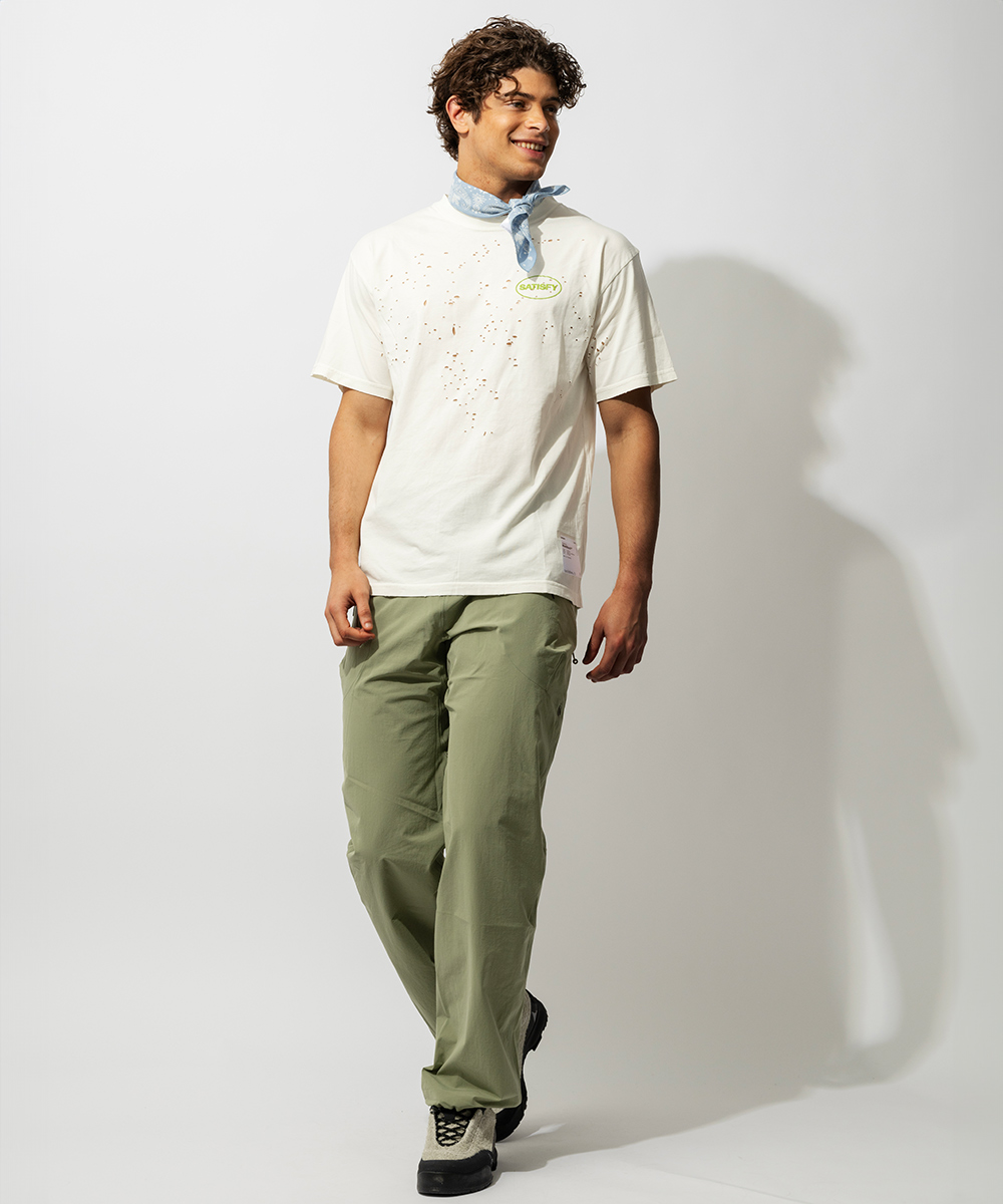 MothTech / モステック ロゴプリントTシャツ